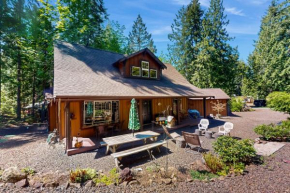 Fireside Escape at Lake Cushman